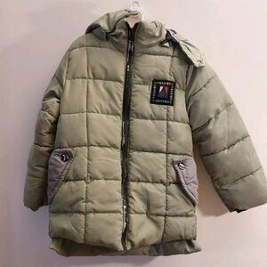 Unbranded Puffer jacket for kids Unisex  size 4/5.  Anime